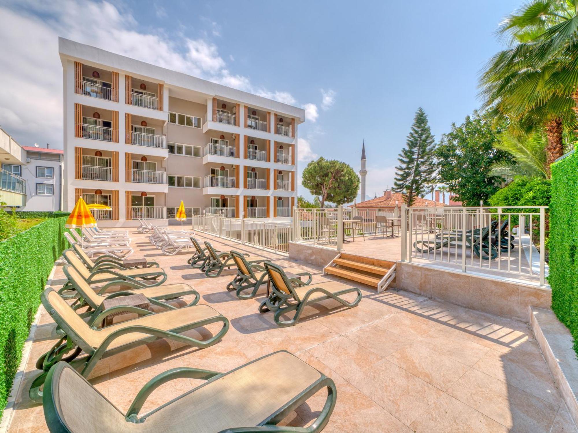 Park Hotel (Adults Only) Αλάνια Εξωτερικό φωτογραφία