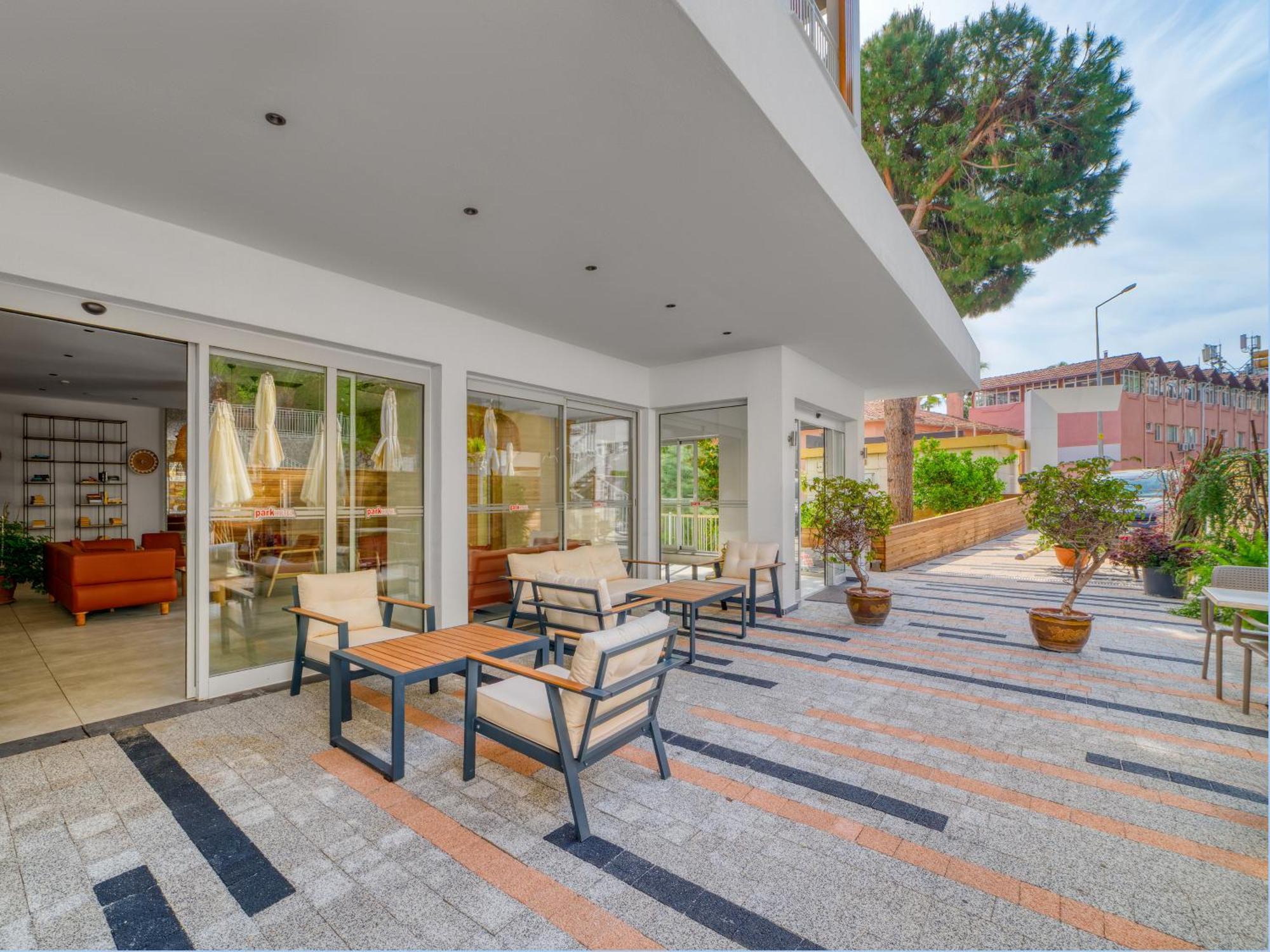 Park Hotel (Adults Only) Αλάνια Εξωτερικό φωτογραφία